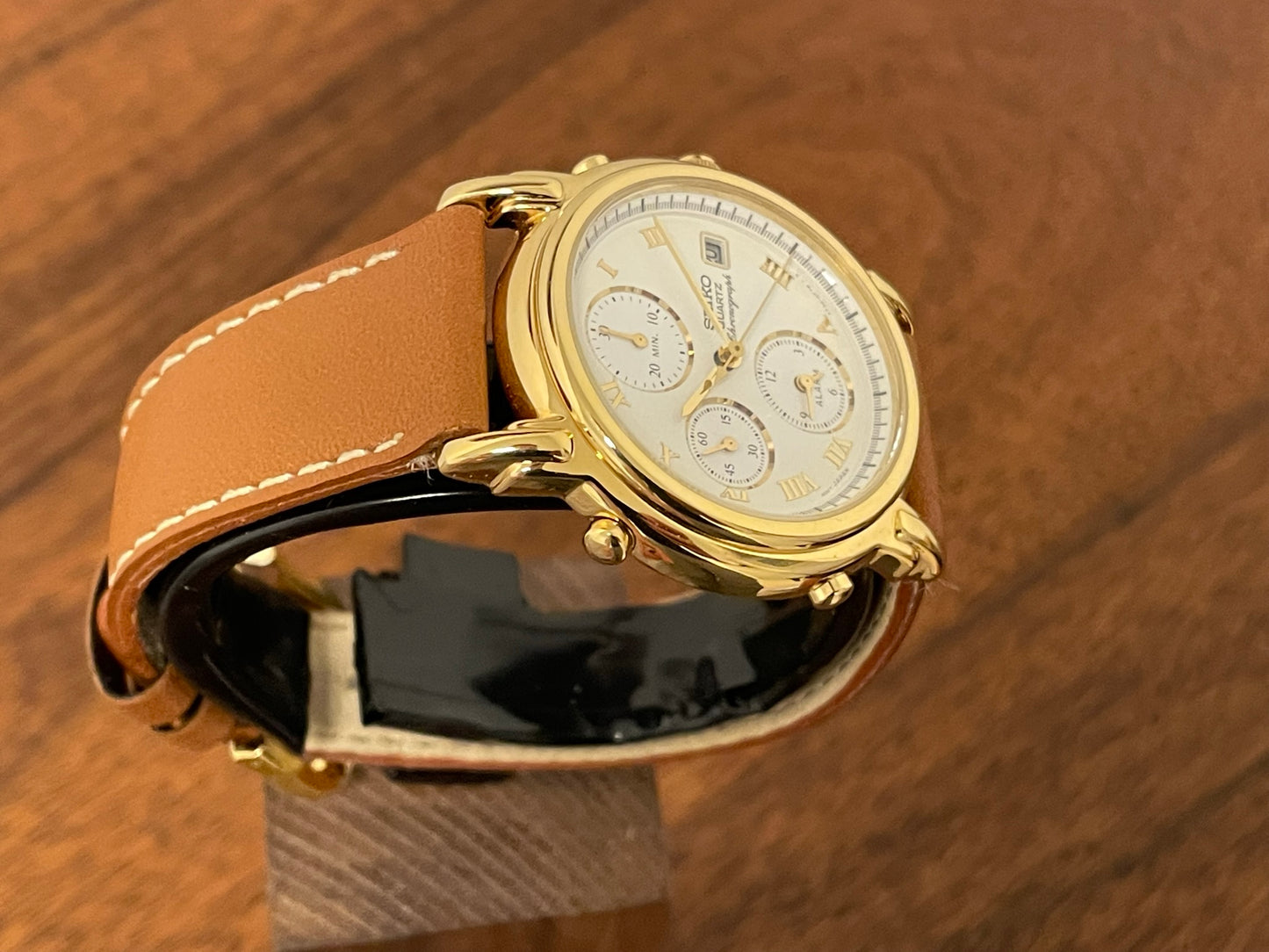 (1993) Seiko 7T32-6F00 Chronograph - creme dial with Roman numerals