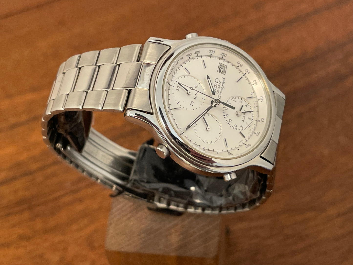 (1989) Seiko 7T32-6A50 Chronograph - silver dial w/ silver markers (NOS)