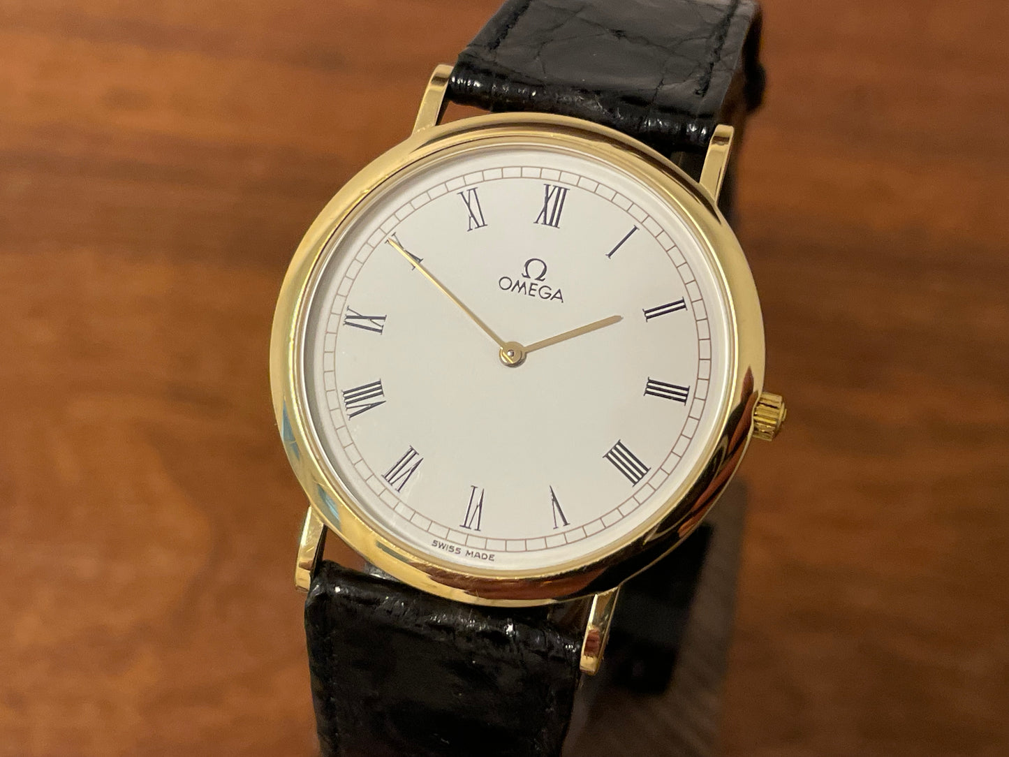 (1990s) Omega De Ville 195.0075 ultra thin dress watch - Cal. 1378 - cream dial w/ Roman numerals (NOS)