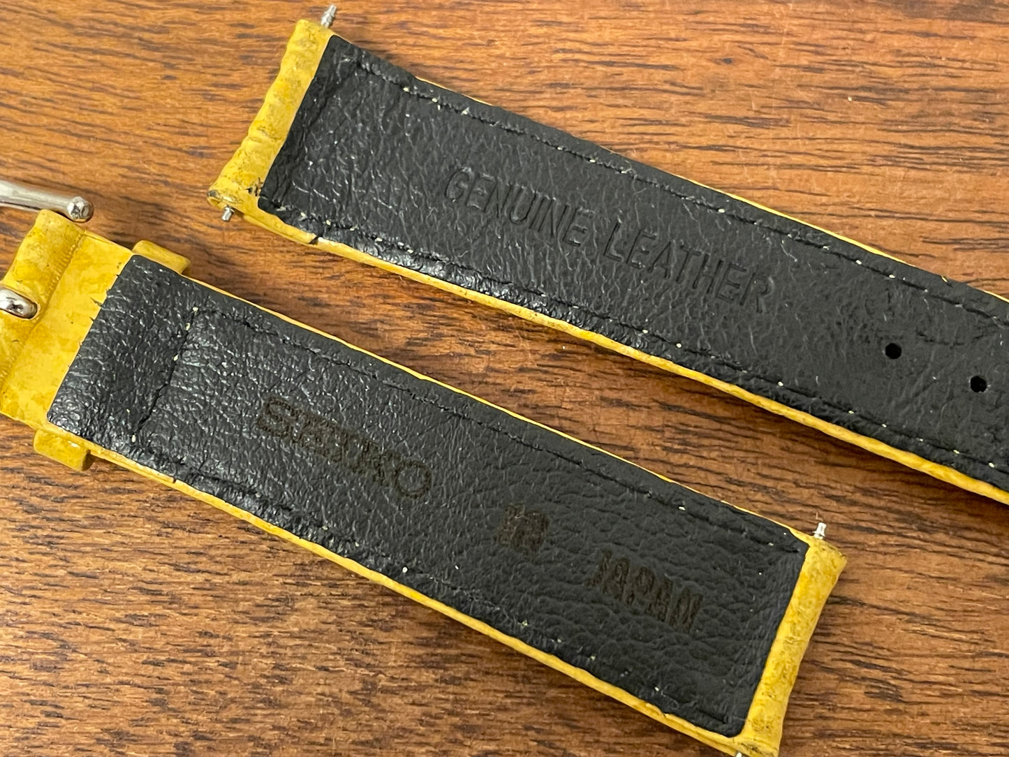 18mm Seiko yellow leather stap w/ silver buckle