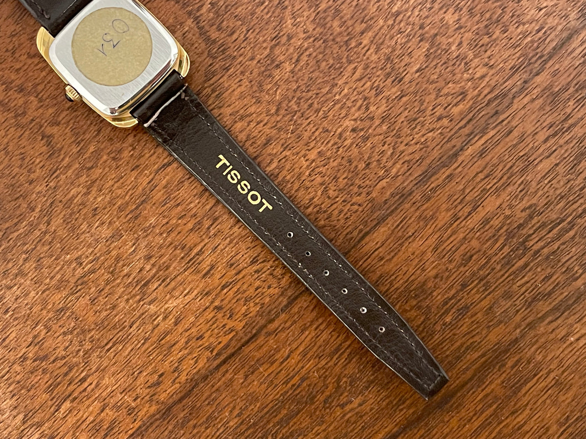 (1970s) Tissot 642-10778 Stylist dress watch - gold square case - gold brushed dial w/ gold stick markers - small size (NOS)