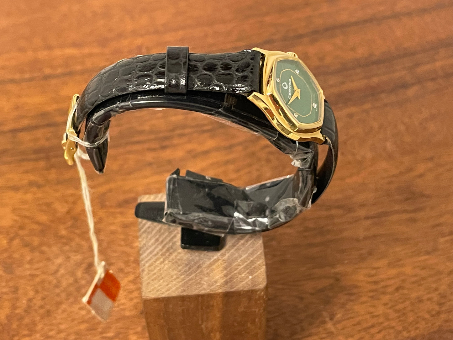 (1970s) Certina 6797 dress watch - gold plated 10M case - green dial w/ diamond markers - small size (NOS)