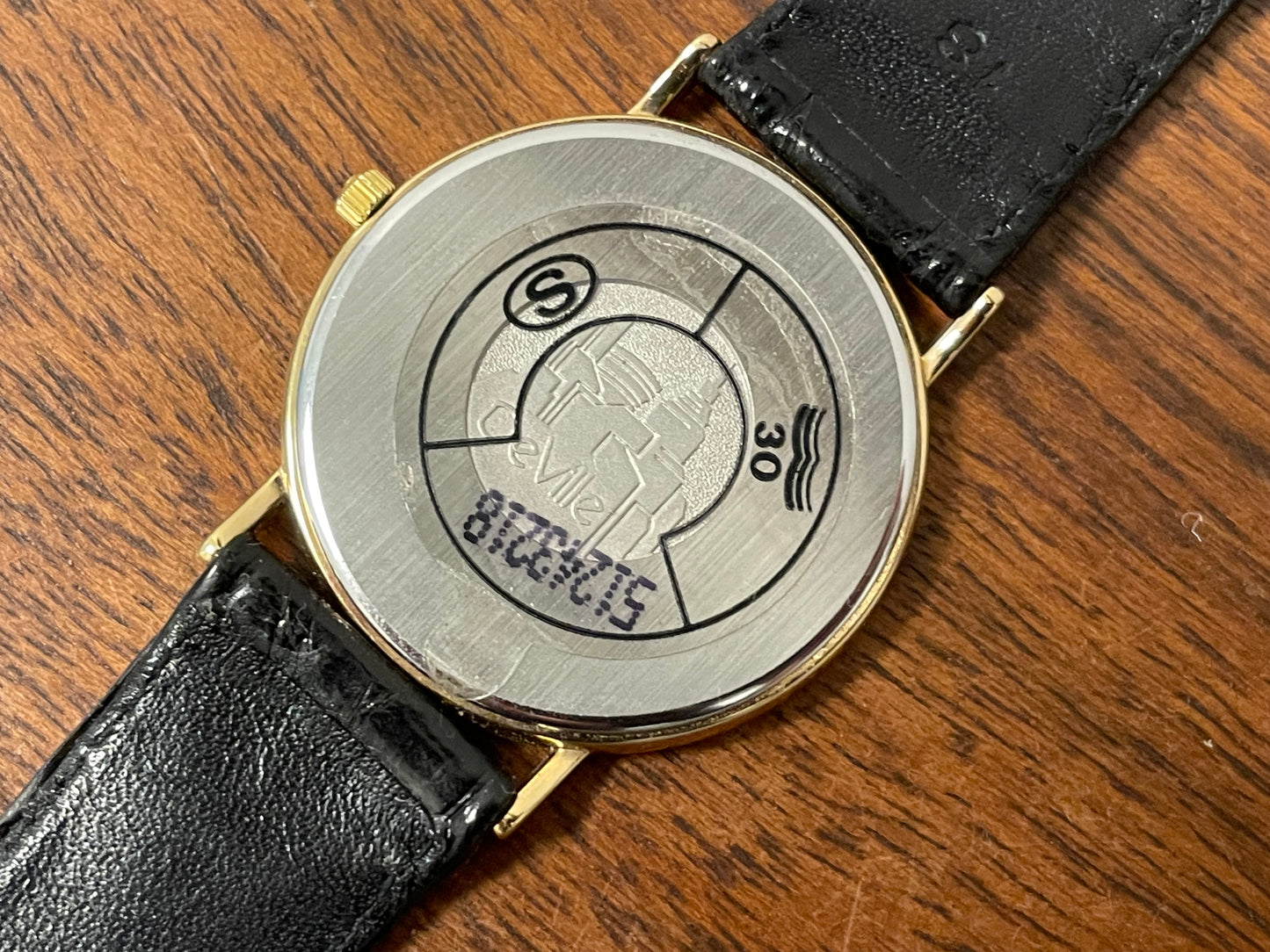 (1990s) Omega De Ville 195.0075 ultra thin dress watch - Cal. 1378 - cream dial w/ Roman numerals (NOS)