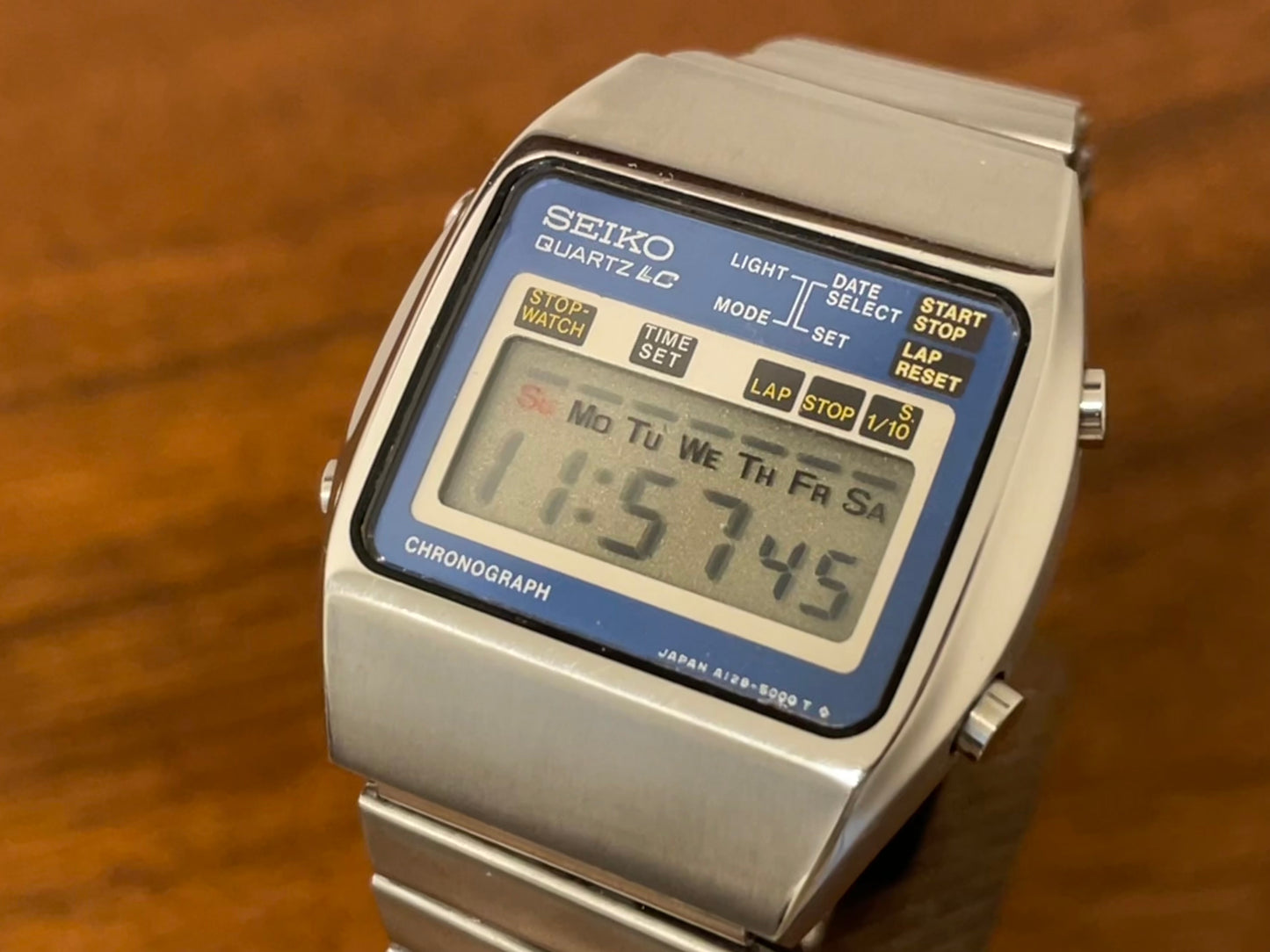 (1977) Seiko A128-5000 Quartz LC digital/LCD chronograph - blue dial (serviced)