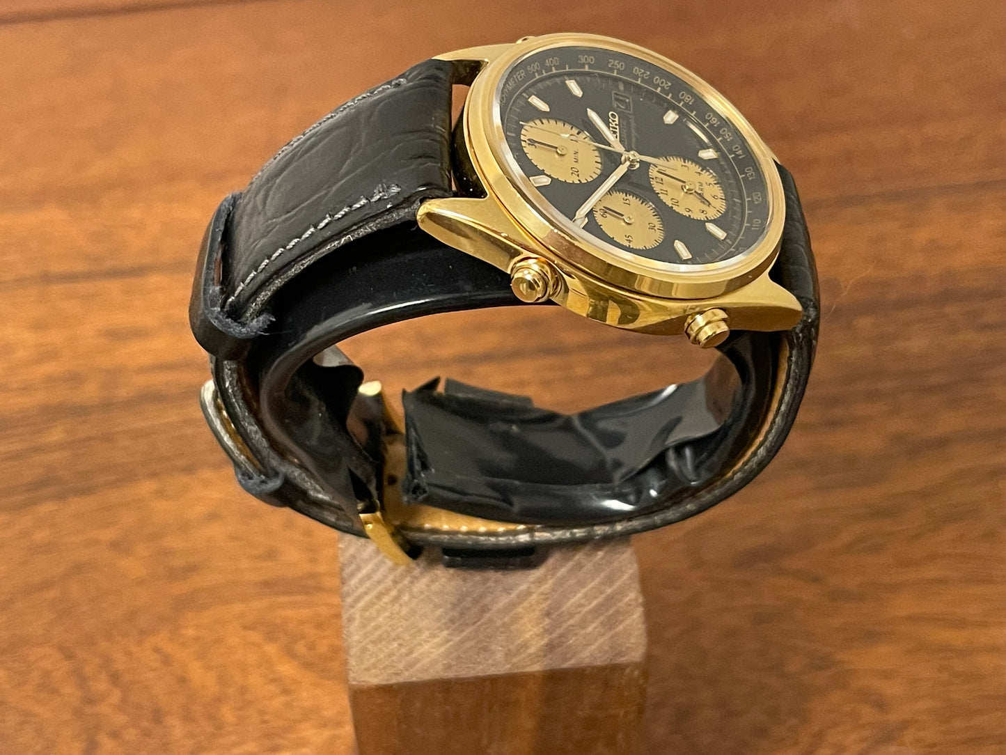 (1992) Seiko 7T32-7B3B “John Player Special” chronograph - black & gold