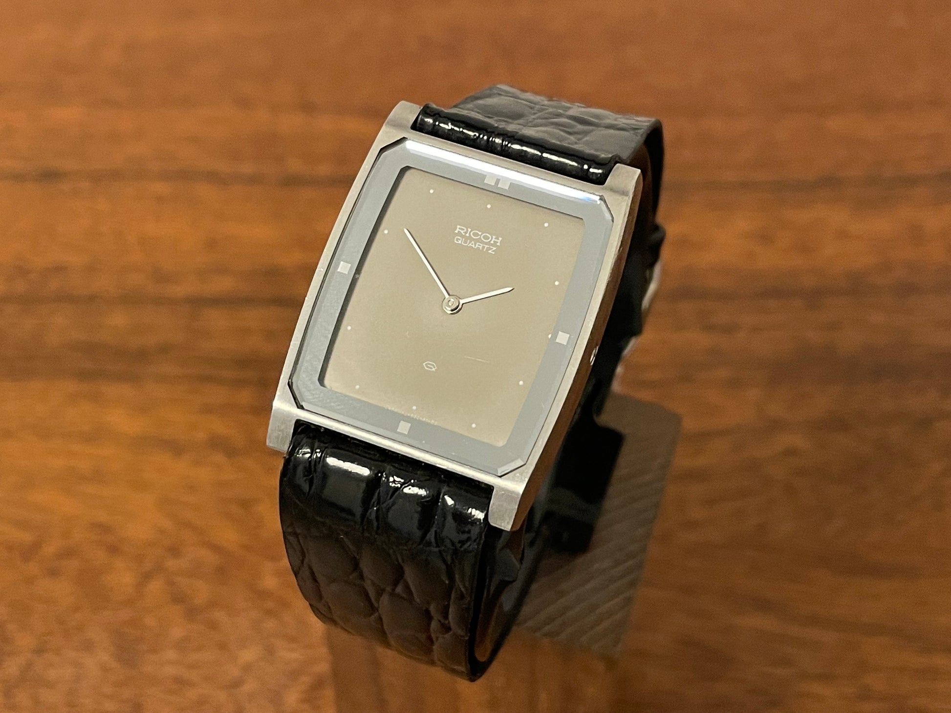 (1970s/1980s) Ricoh 632042 Riquartz "Tank" dress watch