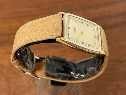 (1995) Seiko 5P30-5020 quartz "Tank" dress watch - bi-color case - beige dial w/ Roman numerals (NOS)