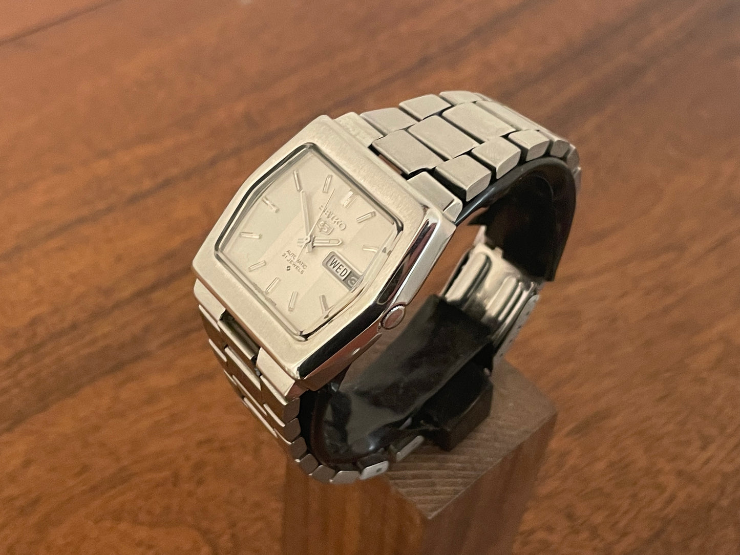 (1976) Seiko 5 Automatic 6119-5460 with rare white dial and hexagon case (serviced)