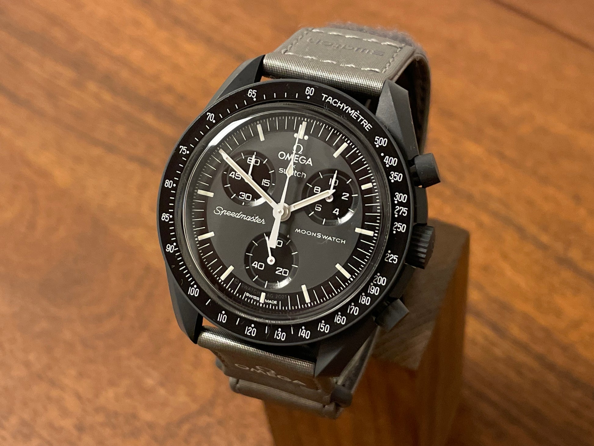 Front side (2022) Omega x Swatch SO33A100 Moonswatch "Mission to Mercury" (new)