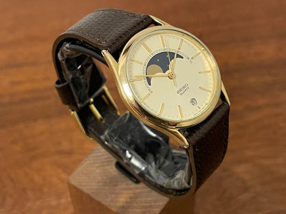 (1984) Seiko 7434-7000 dress watch - champagne dial w/ moonphase & stick markers