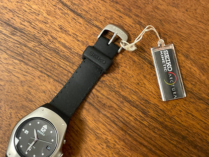 (1997) Seiko 5M42-0E49 Arctura Kinetic rubber strap - black dial w/ date window (NOS)