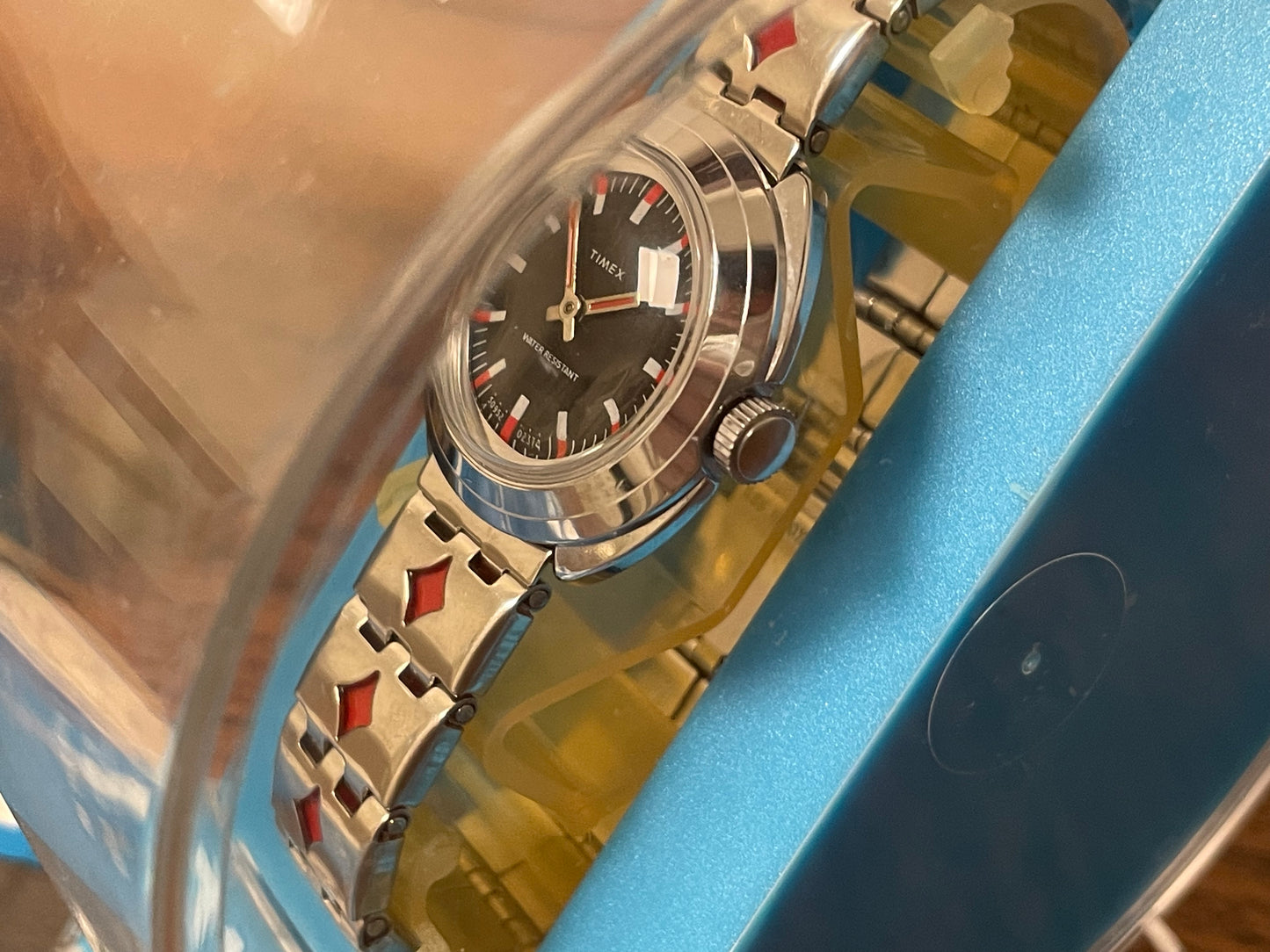 (1970s) Timex 509-528 dress watch - silver case - black dial w/ silver & red markers - small size (NOS + full set)