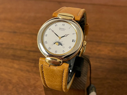 Front side (1997) Seiko 6F29-6000 JDM dress watch - White dial w/ moonphase complication (NOS)