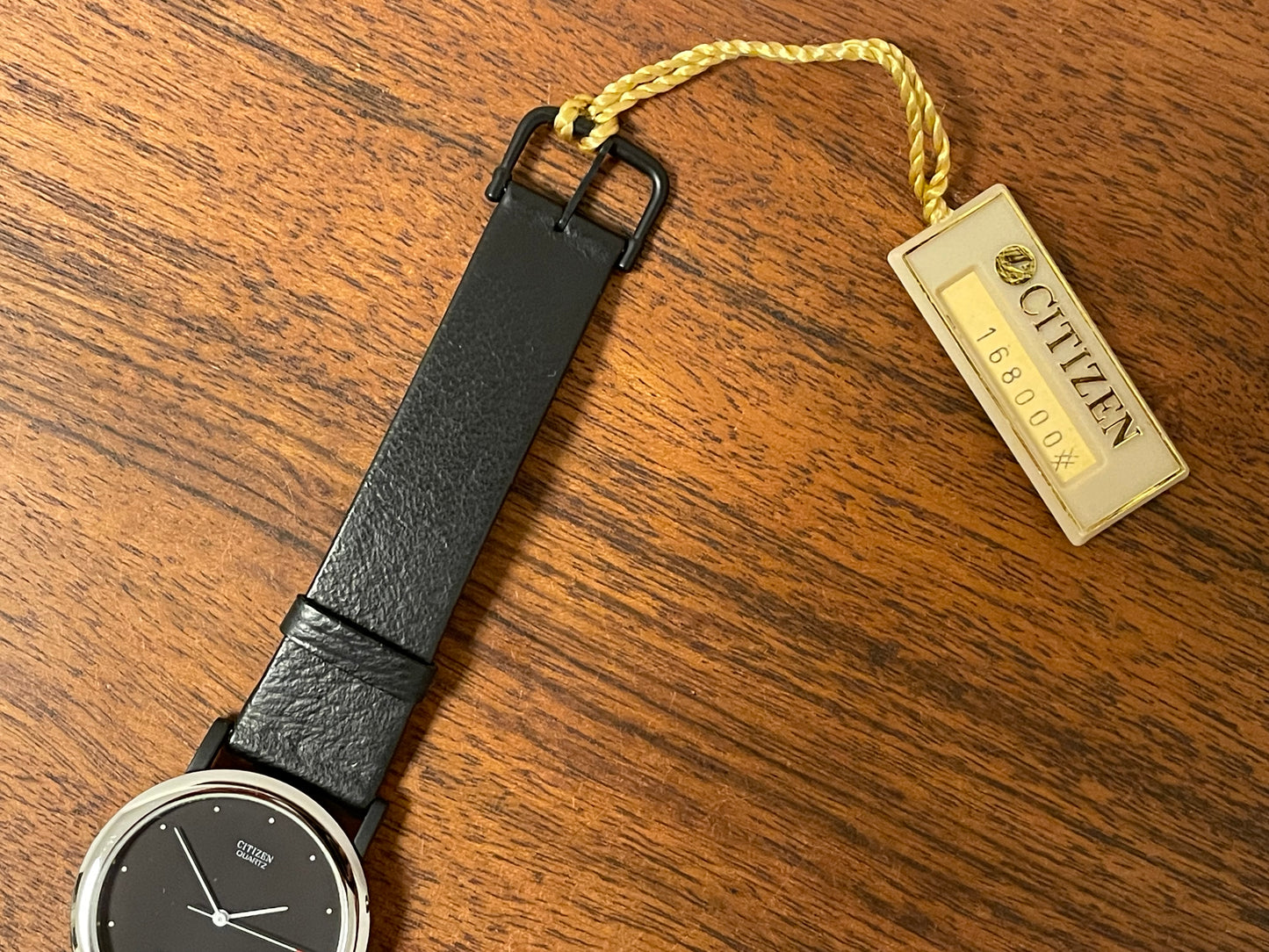 (1989) Citizen QD9022-05E dress watch - black lugs - black dial w/ arc date window (NOS)