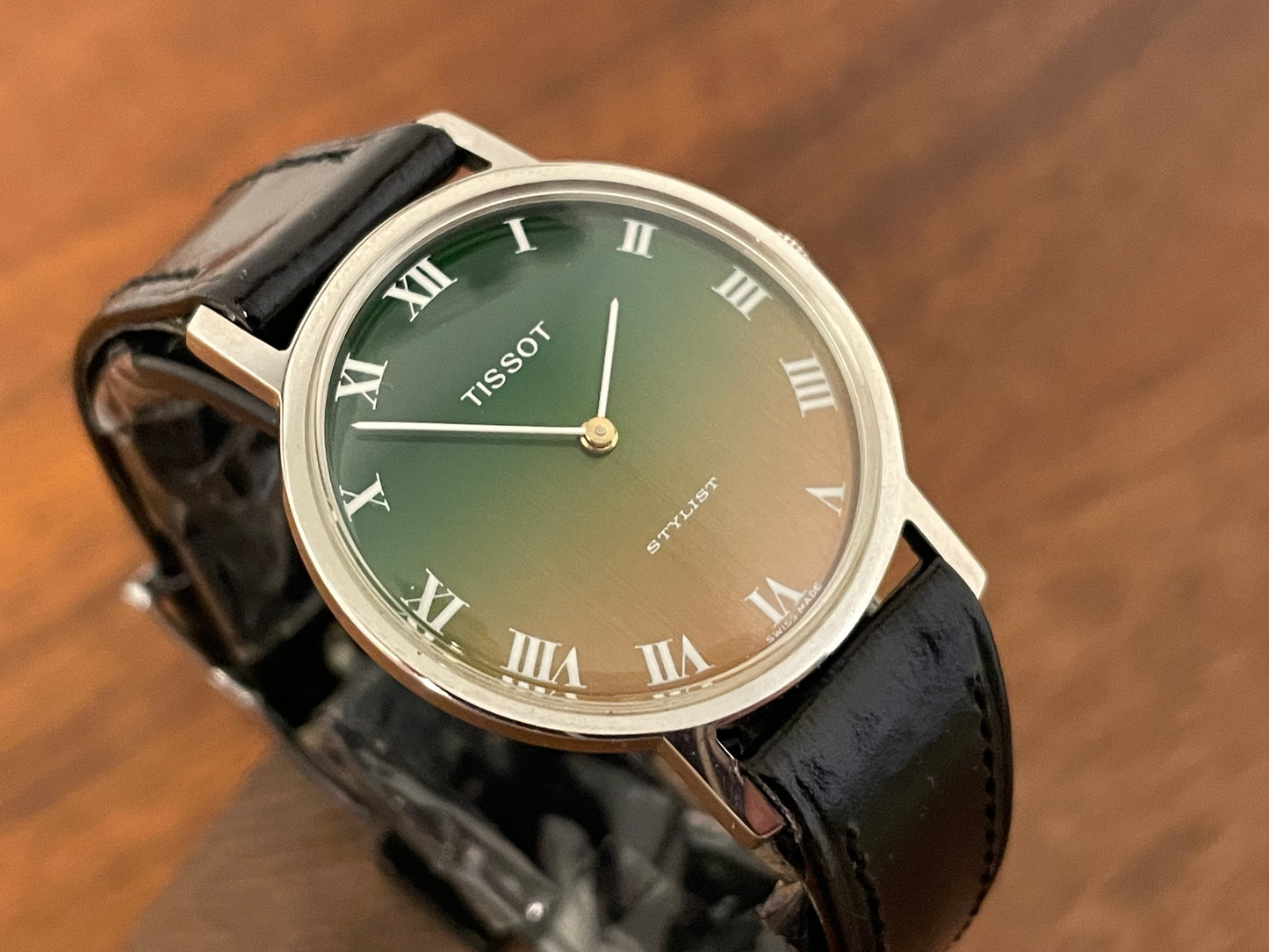 (1970s) Tissot 41070 Stylist dress watch - silver case - brushed green/orange gradient dial w/ white Roman numerals (NOS)