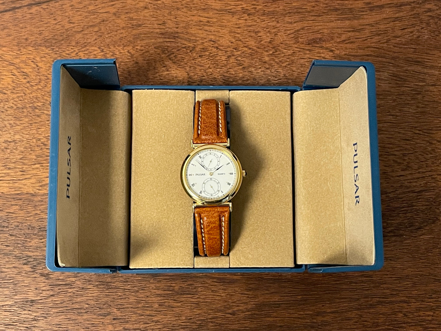 (1998) Pulsar V254-0080 dress watch – white dial w/ Roman numerals, 24h subdial & small seconds (NOS)