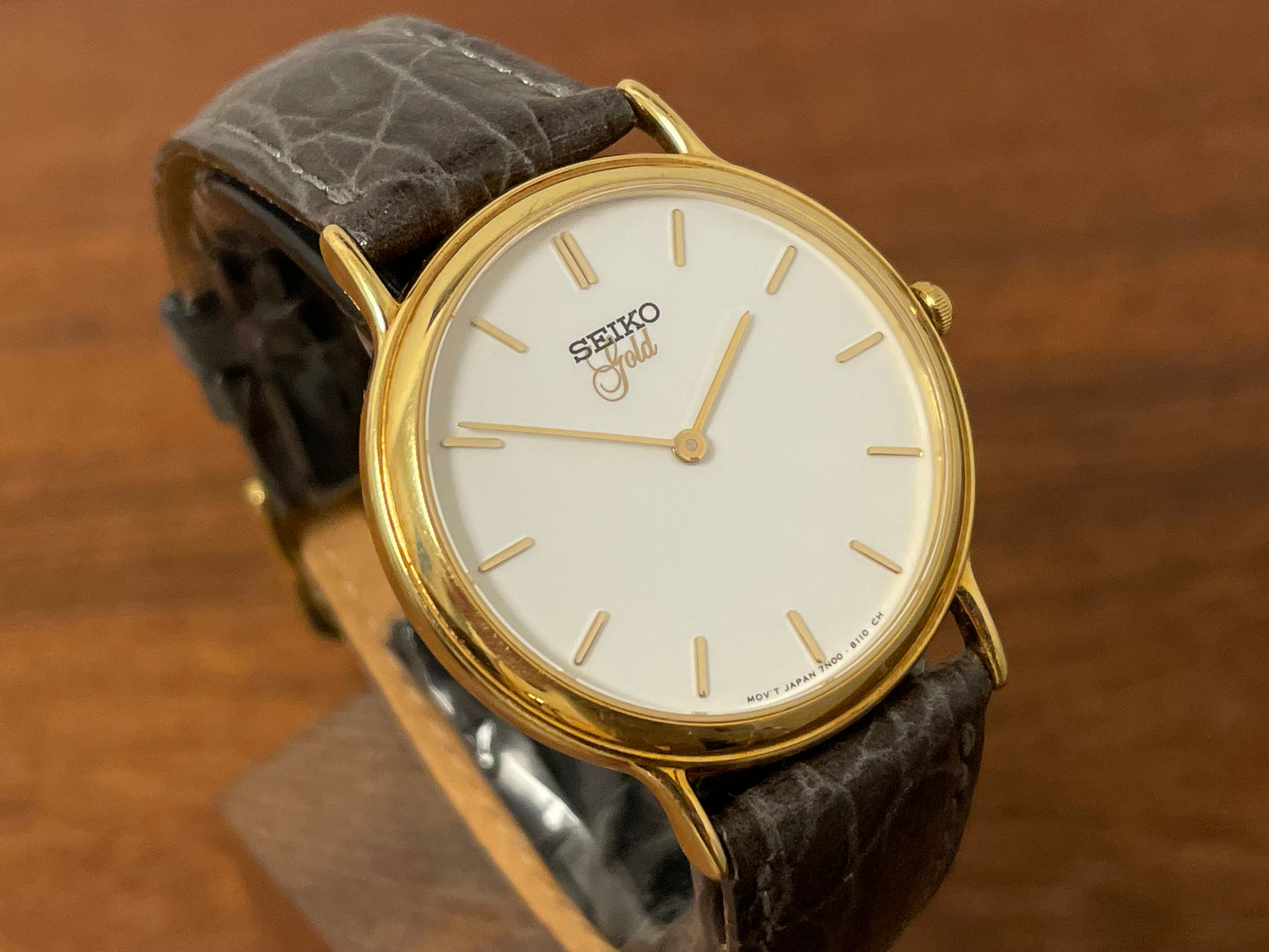 (1994) Seiko 7N00-S007 "Gold" 18K gold collection dress watch - 18k solid gold case - white dial w/ gold markers