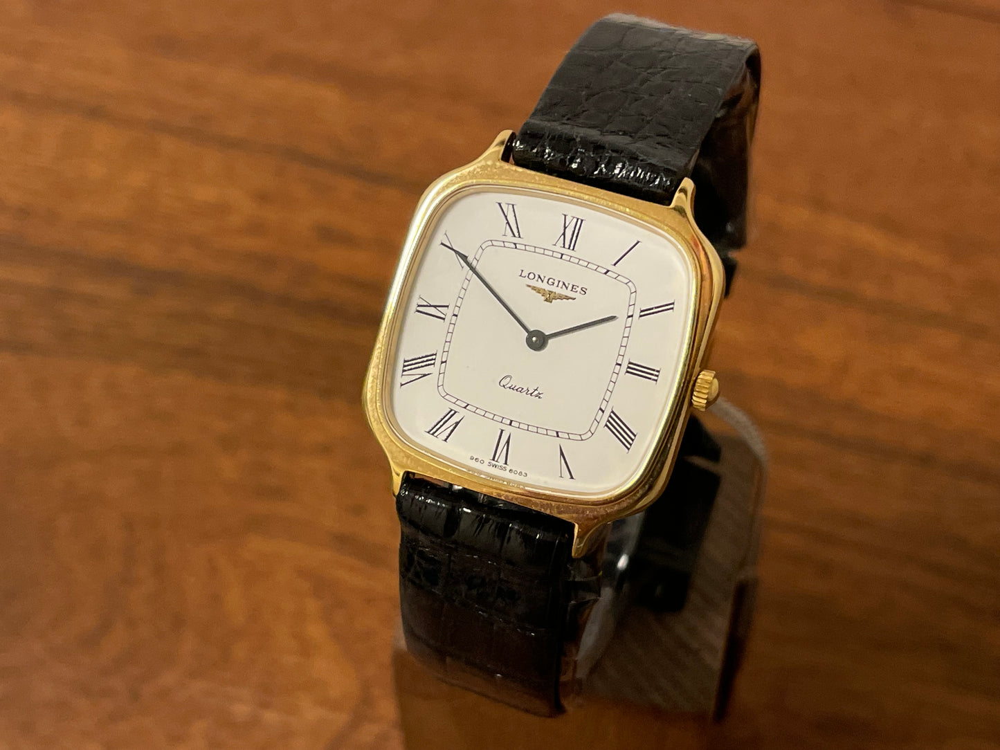 Front side (1980s) Longines 960 6083 dress watch - gold plated case - white dial w/ Roman numerals (NOS