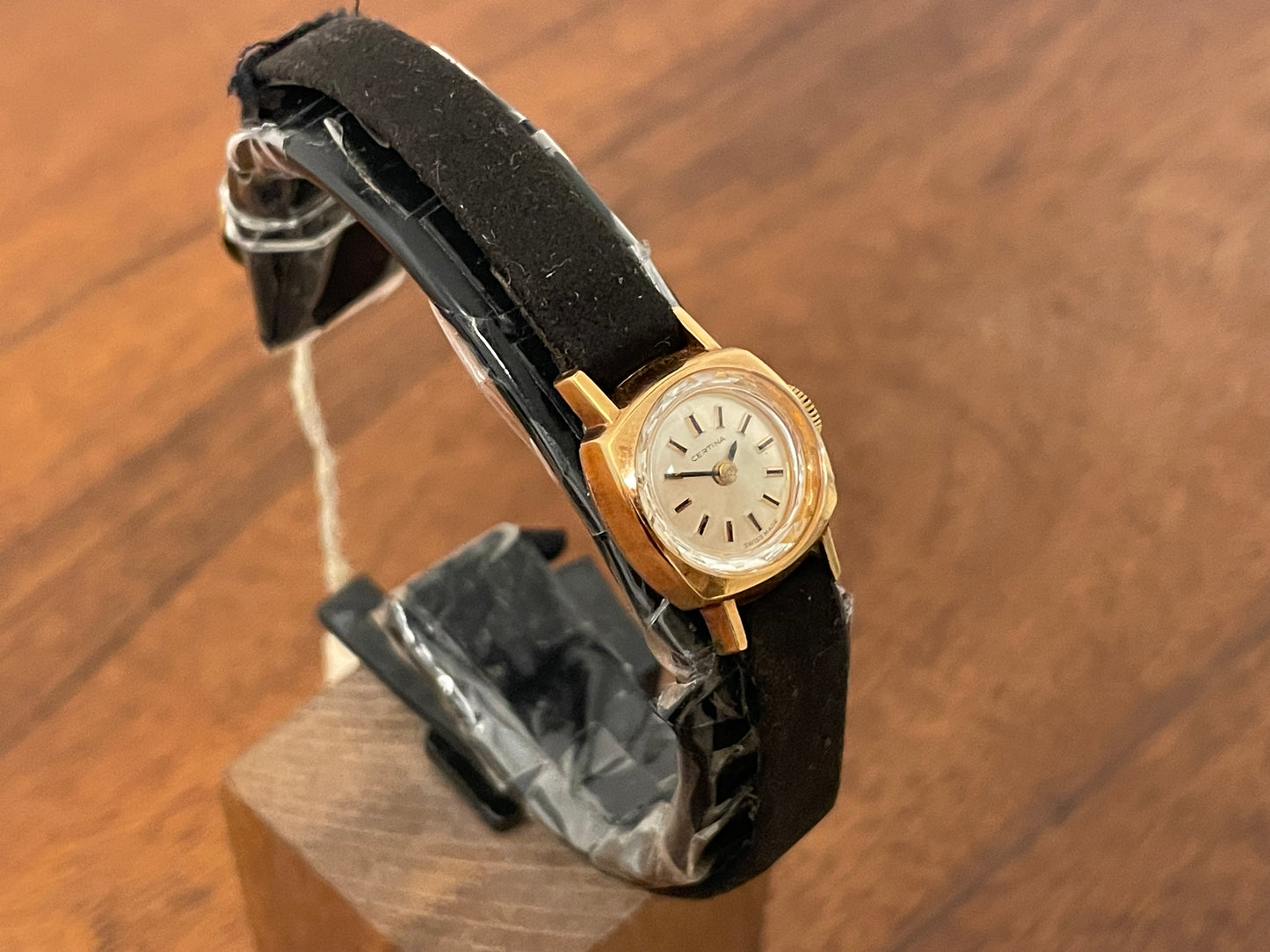 (1970s) Certina 2850 "cocktail" dress watch - silver sunburst dial w/ stick markers - small size (NOS)
