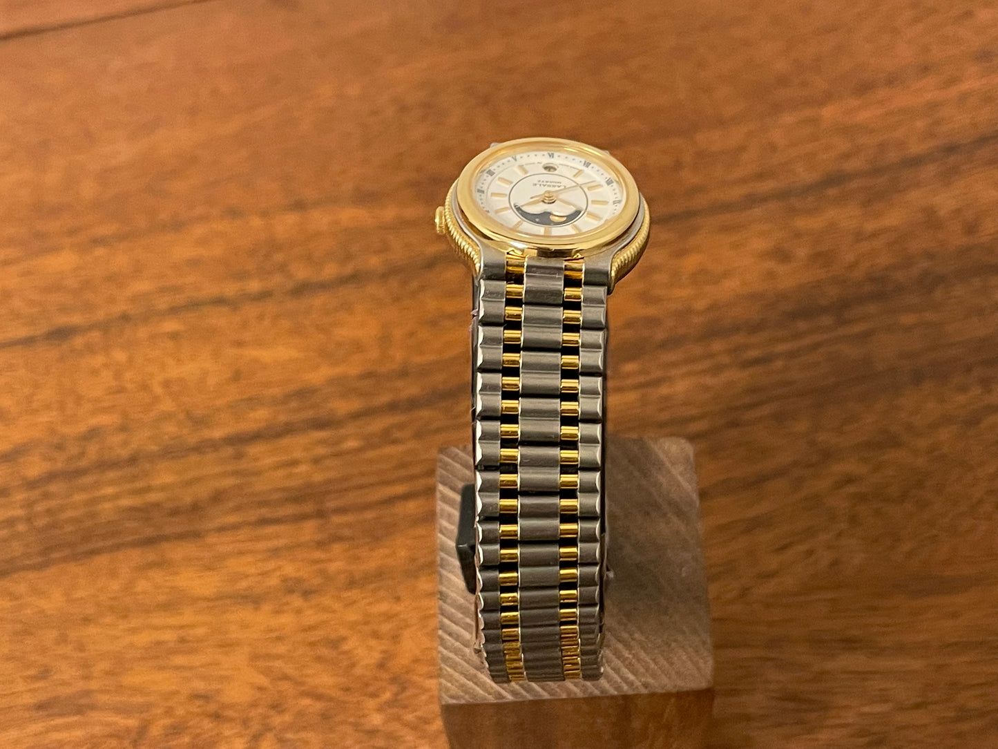 (1985) Lassale (by Seiko) 7454-5009 dress watch - white dial w/ moonphase complication (NOS)