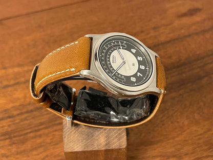 (1988) Seiko 5Y22-7010 Quartz SQ dress watch - black dial w/ 180° arc date window (NOS)