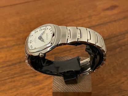 (2001) Seiko 7N89-0AA0 Premier on bracelet- white dial w/ Arabic numerals - small size (NOS)