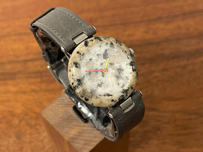 (1980s) Tissot RockWatch R150 beige/black granite - mid size model (NOS)