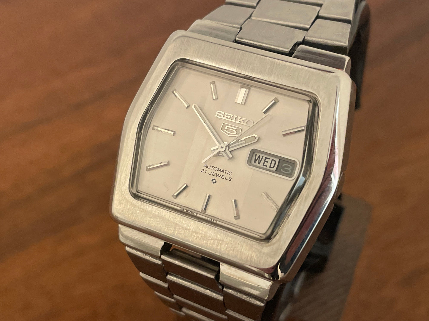 (1976) Seiko 5 Automatic 6119-5460 with rare white dial and hexagon case (serviced)