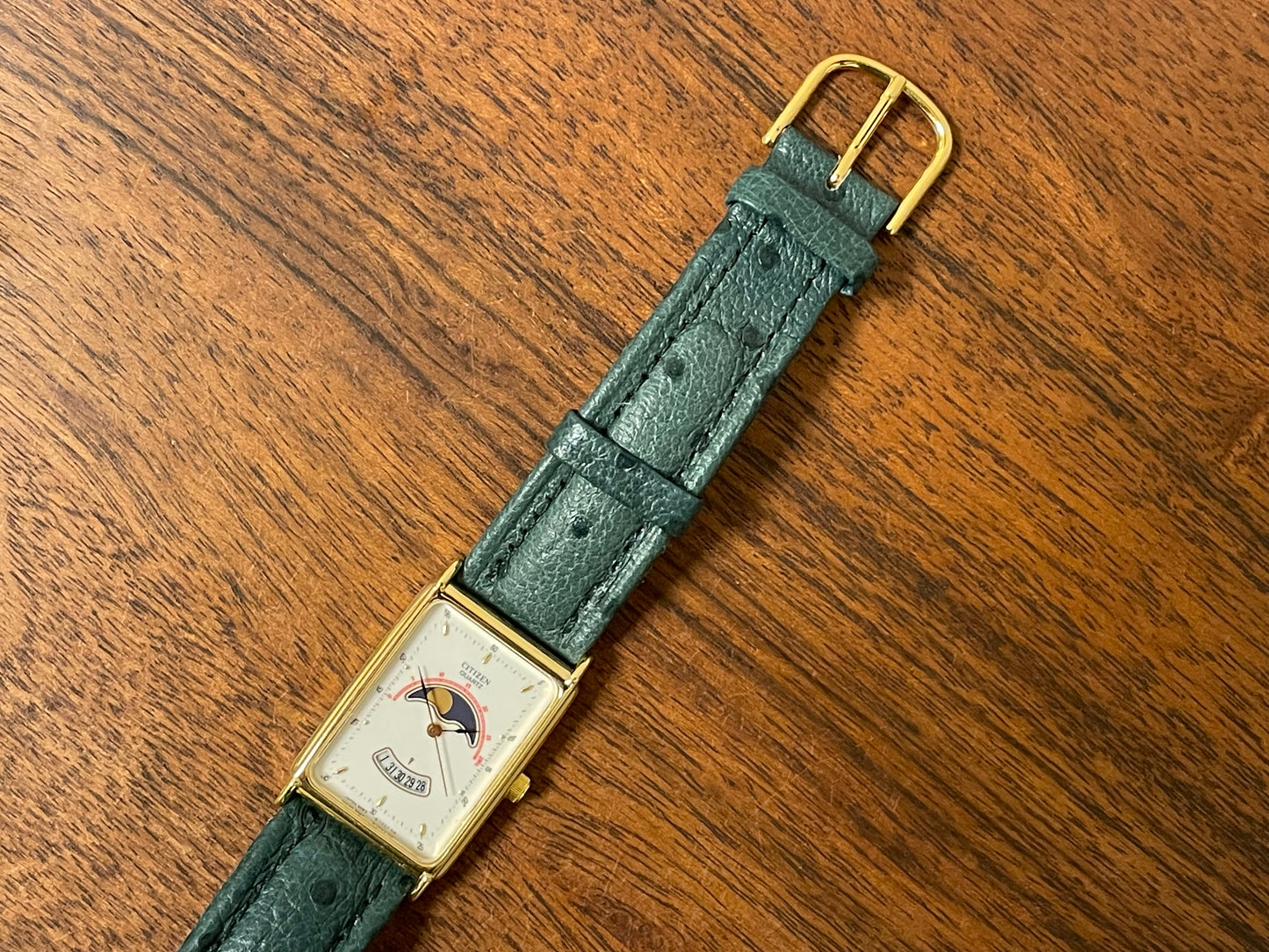 (1990) Citizen 6085-Y56376 “Tank” - white dial w/ moonphase & gold stick markers (mint)