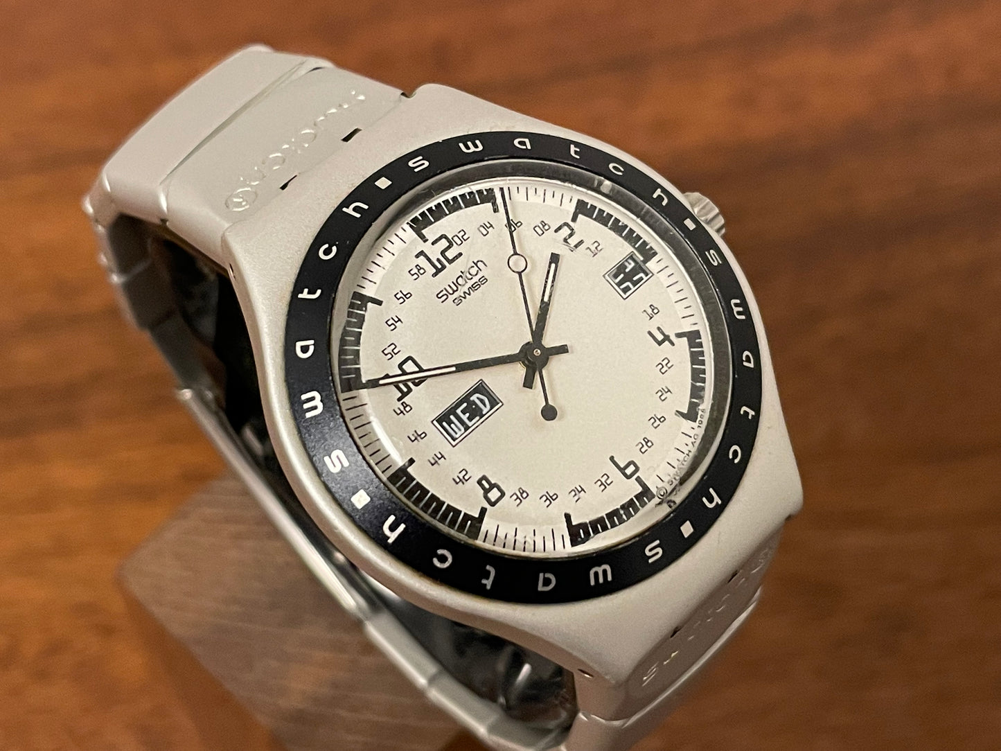 (1998) Swatch YGS7003A Irony Big "Hijacker" (full set)