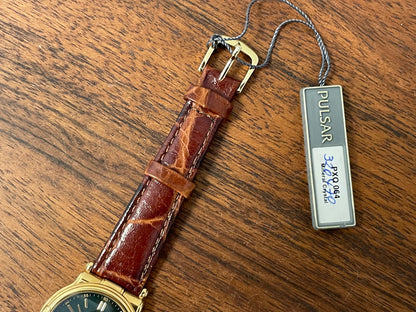 (2002) Pulsar V782-6A80 dress watch  - British green dial w/ gold markers - small size (NOS)