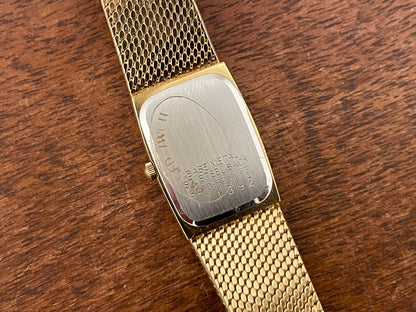 (1981) Seiko 8420-5219 Lassale dress watch - gold integrated bracelet & case - gold dust dial w/ gold stick markers - small size (NOS)