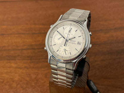 Front side (1989) Seiko 7T32-6A50 Chronograph - silver dial w/ silver markers (NOS)
