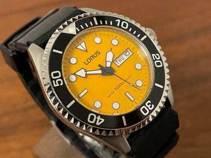 (1990s) Lorus (by Seiko) VX43-X041 diver - orange dial w/ white markers