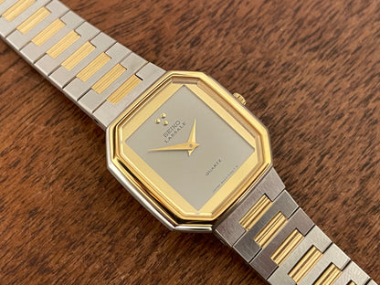 (1982) Seiko 8420-5129 Lassale dress watch - bi-color integrated bracelet & case - silver dial - small size (NOS)