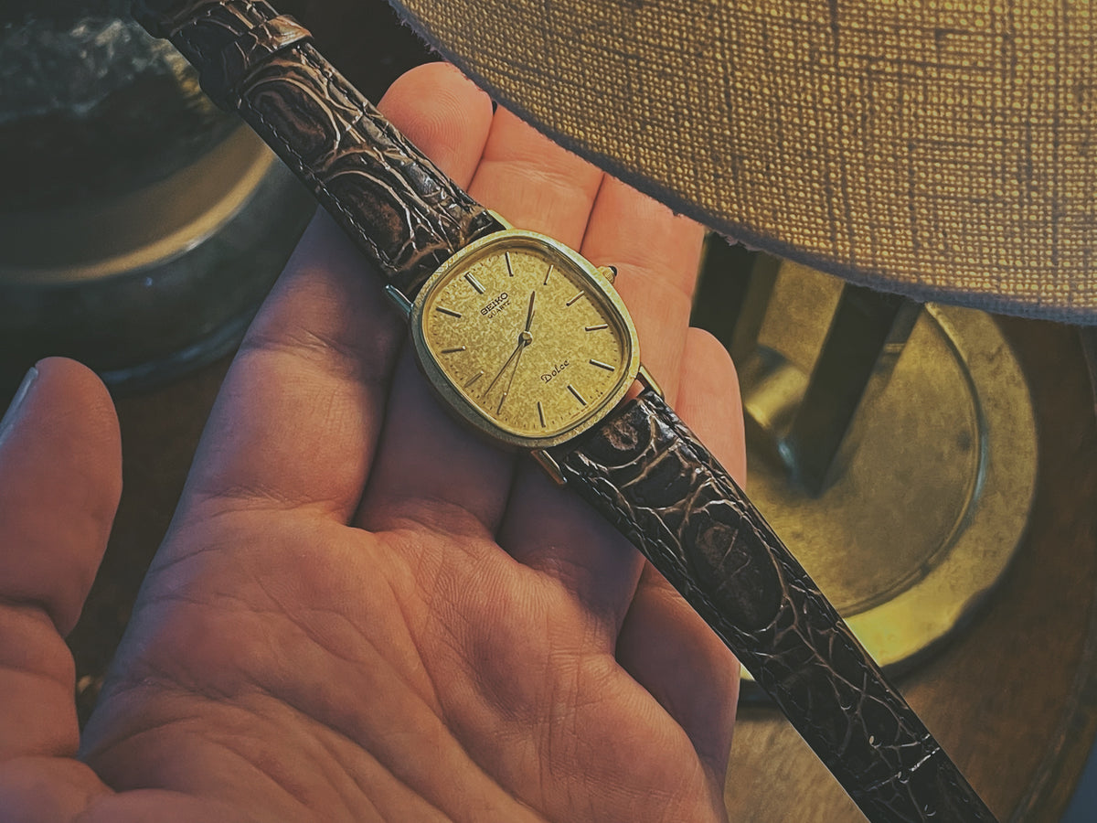 (1981) Seiko 6030-5410 Dolce "Ellipse" in hand