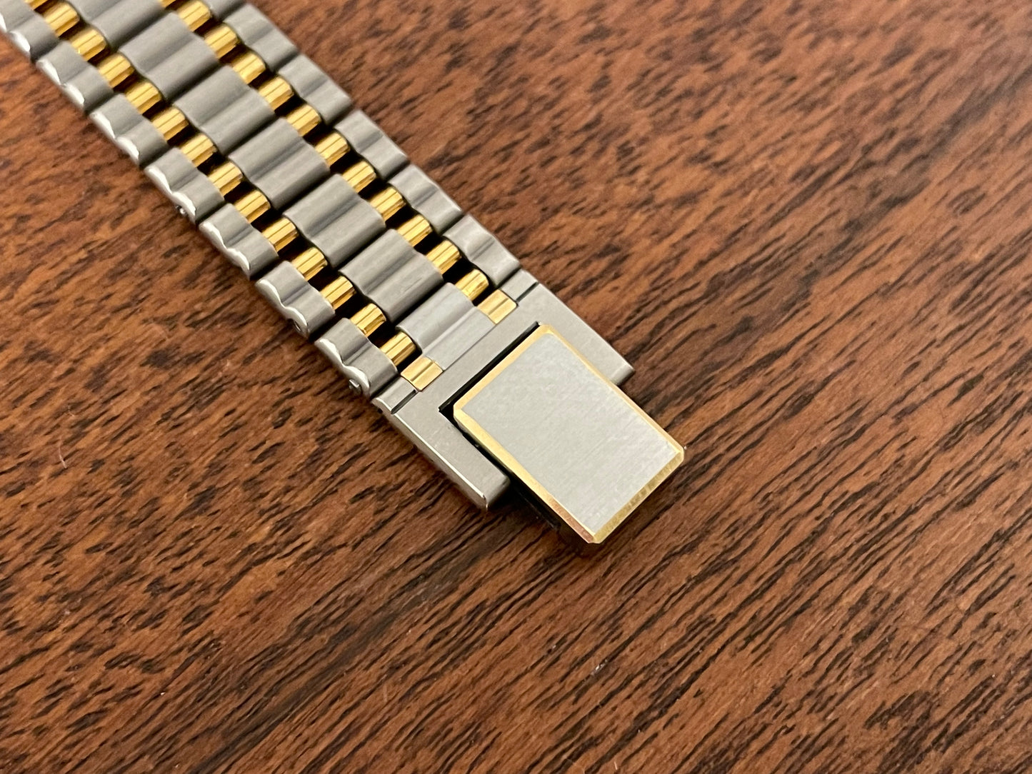 (1985) Lassale (by Seiko) 7454-5009 dress watch - white dial w/ moonphase complication (NOS)