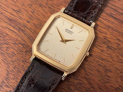 (1987) Seiko 5E20-5A00 "Tank" dress watch - champagne patterned dial w/ gold markers (NOS)