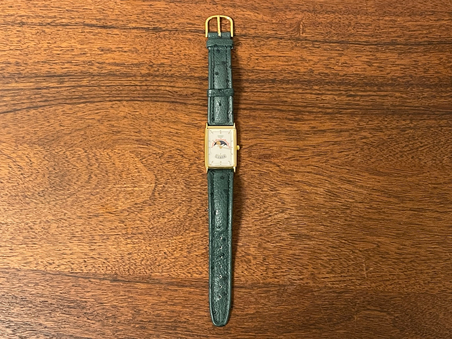 (1990) Citizen 6085-Y56376 “Tank” - white dial w/ moonphase & gold stick markers (mint)