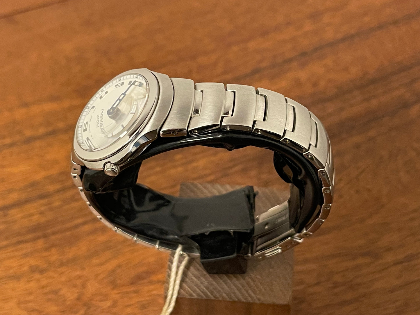 (2001) Seiko 7N89-6C40 Premier on bracelet - white dial w/ Arabic numerals - small size (NOS)