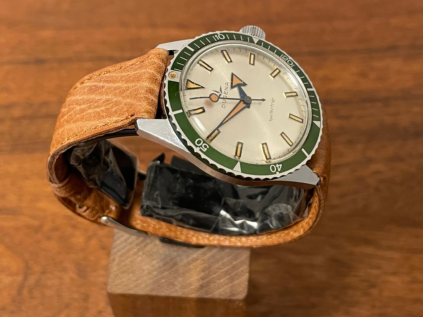 (1970s) Dugena Watertrip "Kermit" diver - green bezel - silver sunburst dial