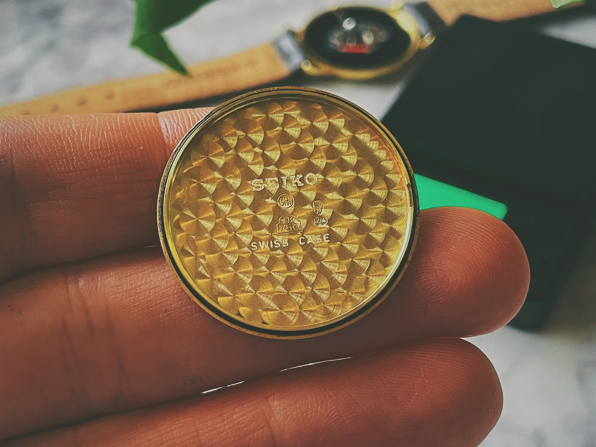 Seiko 7N00-S007 18K solid gold Swiss case