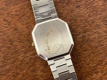 (1982) Seiko 8420-5129 Lassale dress watch - bi-color integrated bracelet & case - silver dial - small size (NOS)