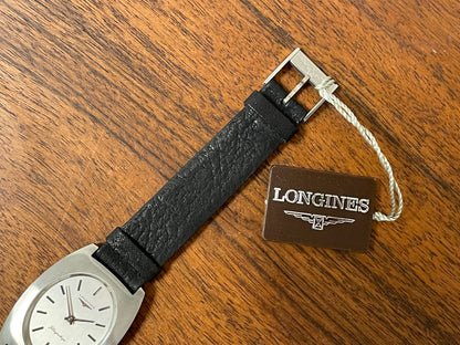 (1970s) Longines Flagship ref. 4036 cal. 428 - tonneau case - silver dial w/ silver stick markers (NOS)