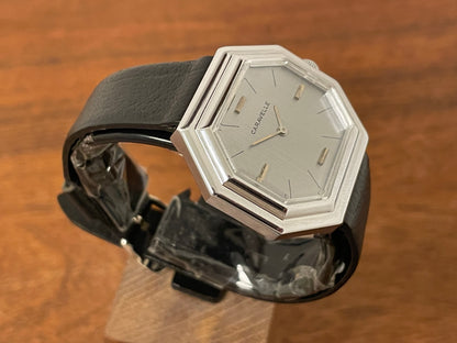 (1974) Caravelle dress watch - octagon case - brushed silver dial w/ stick markers (mint)