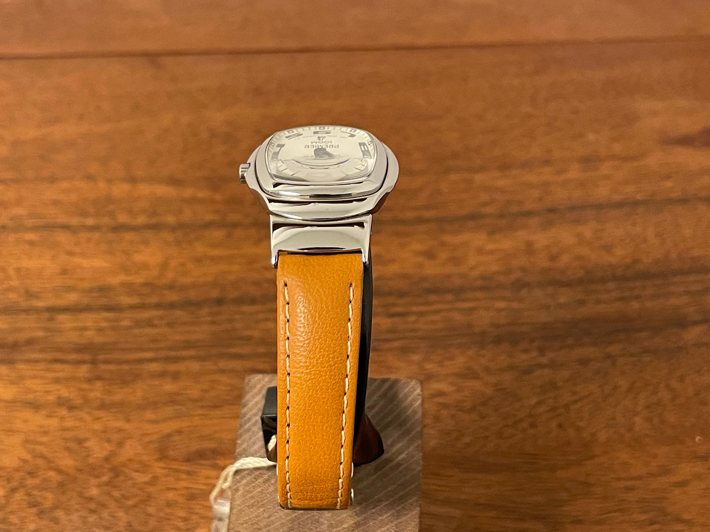 (2001) Seiko 7N89-0AA0 Premier on leather strap - white dial w/ Arabic numerals - small size (NOS)