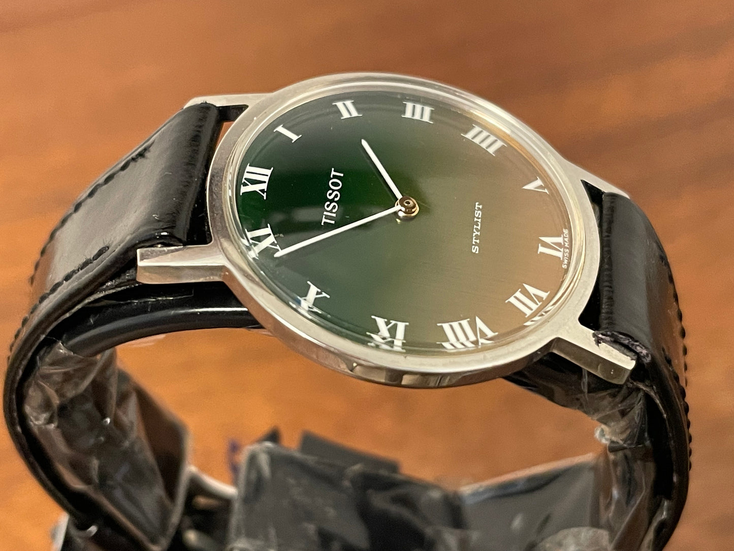(1970s) Tissot 41070 Stylist dress watch - silver case - brushed green/orange gradient dial w/ white Roman numerals (NOS)