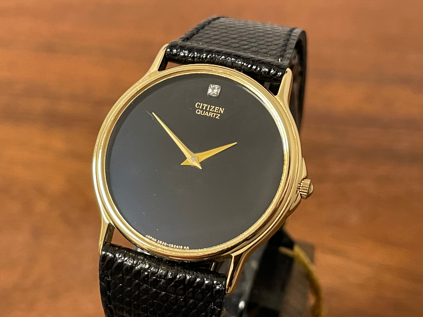 (1979) Citizen 3620-958195SJ dress watch - black dial w/ diamond marker (NOS)