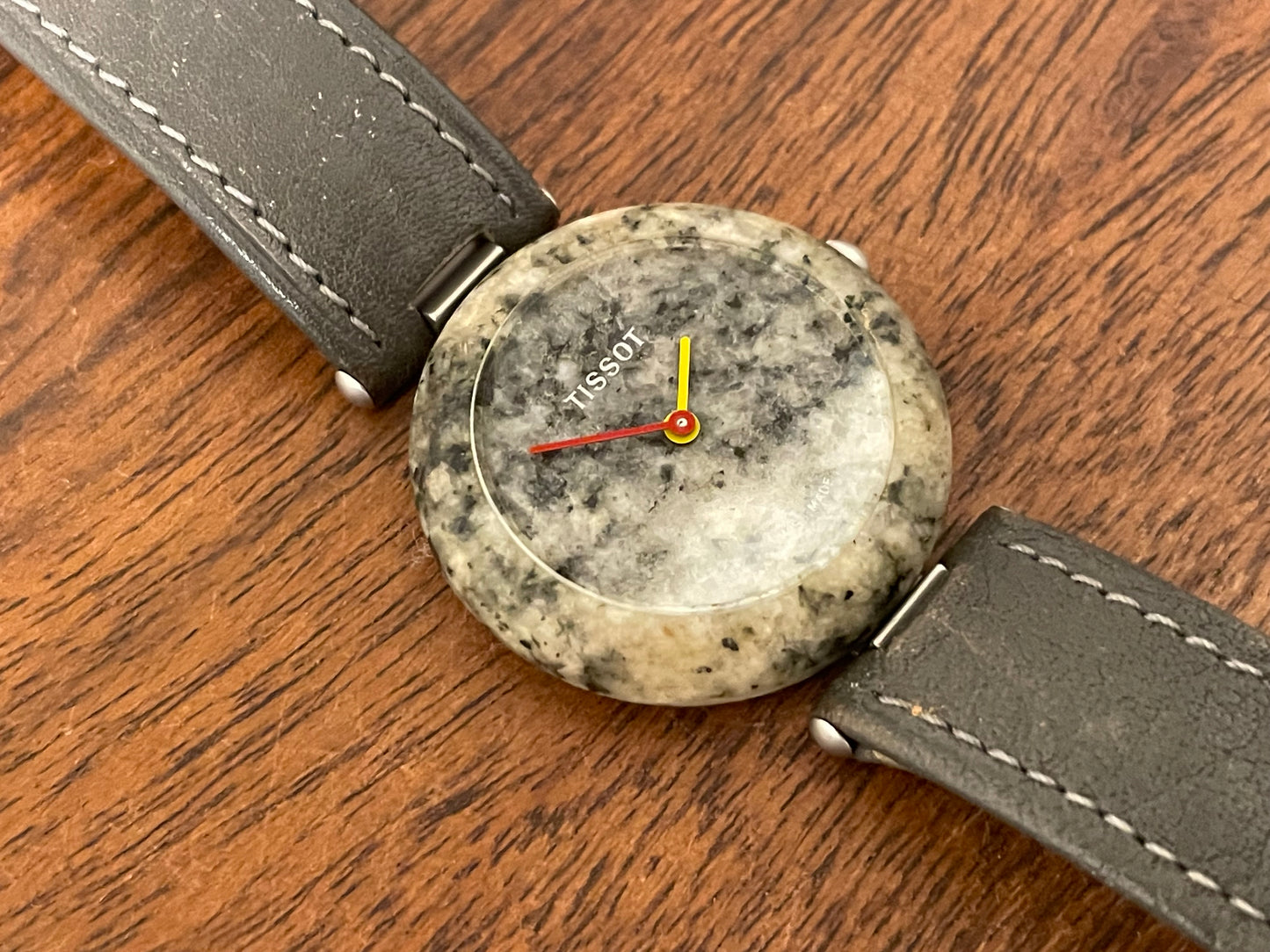 (1980s) Tissot RockWatch R150 green/black granite - mid size model