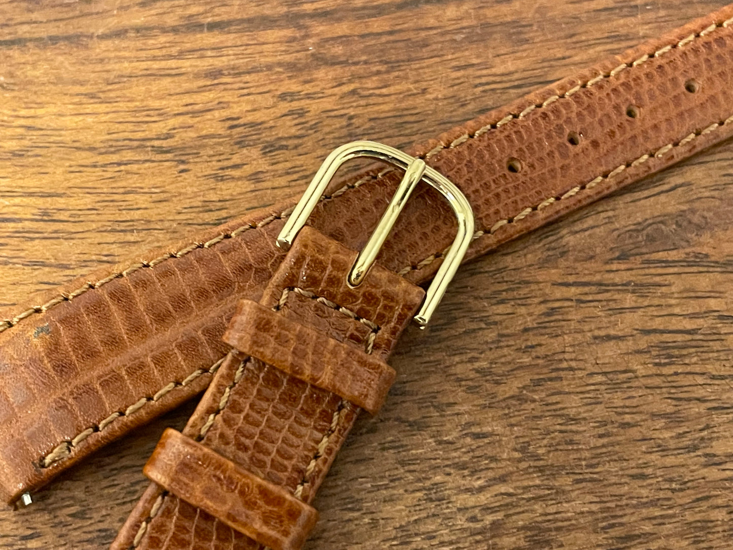 18mm Seiko cognac brown leather stap w/ gold buckle by Italwatch